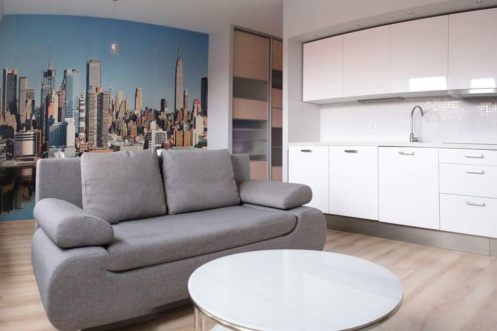 Lägenhet Studio på 35 m² i Poznan centrum med 1 badrum  Exteriör bild