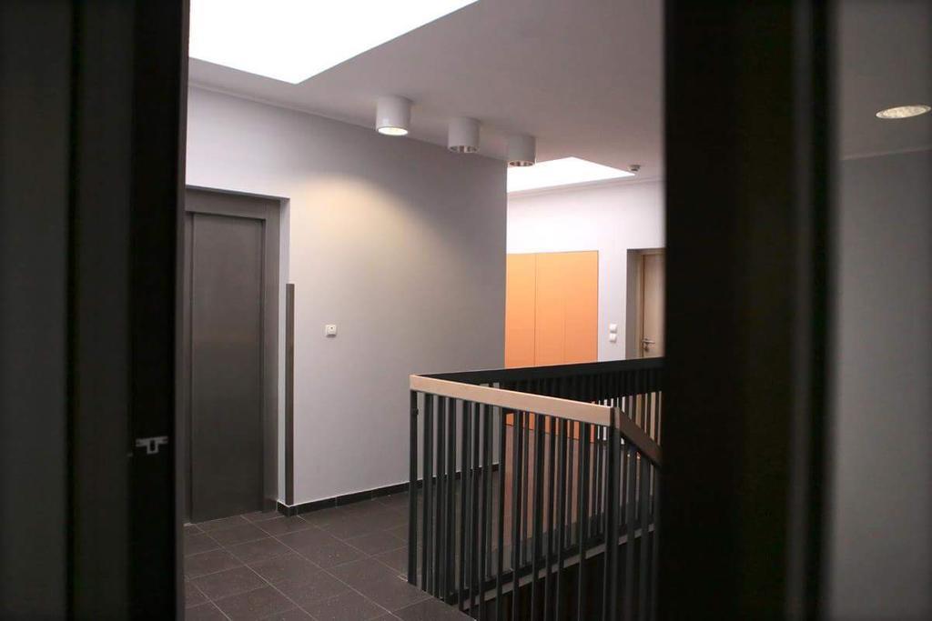 Lägenhet Studio på 35 m² i Poznan centrum med 1 badrum  Exteriör bild