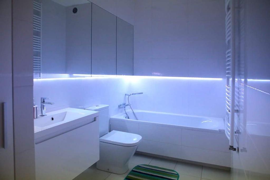 Lägenhet Studio på 35 m² i Poznan centrum med 1 badrum  Exteriör bild